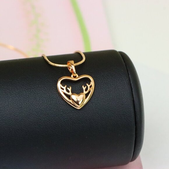 "Heart Shaped Rose Gold Pendant with Antler Design Accent, XPPT1267 - Picture 4 of 13